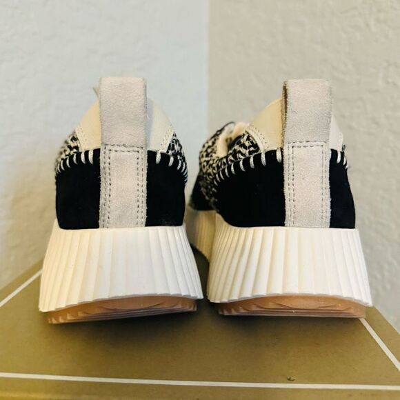 Dolce Vita Dolley Women's Sneaker, Black White Knit, Size 9.5, Retro Style NWT - Picture 7 of 16